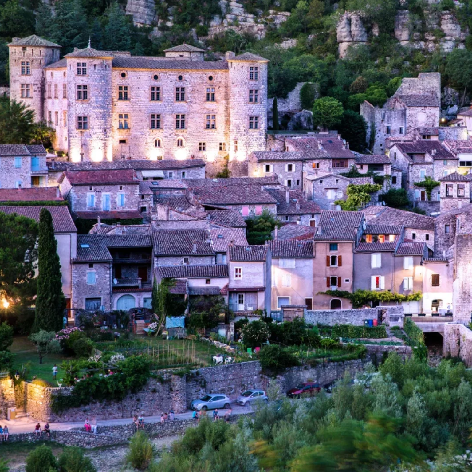 Vogüe Village de caractère Ardéchois